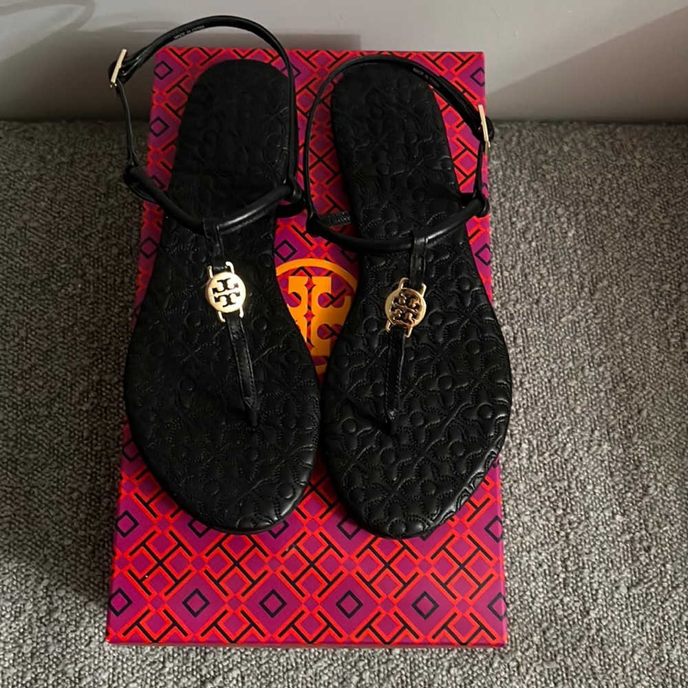 Authentic brand new in box Tory Burch black sandals size 6